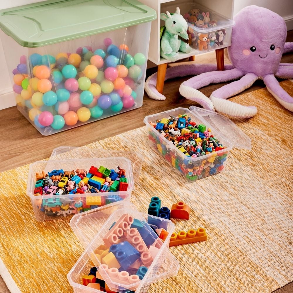 Pani&egrave;res et boites de rangement